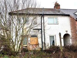 Photo 5- click for photo gallery